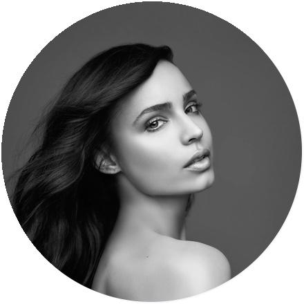 Icon Sofia Carson