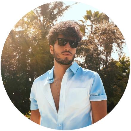 Icon Sebastián Yatra