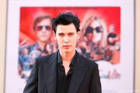 Songteksten.net - Baz Luhrmanns Elvis-biopic in 2021 in de bioscoop