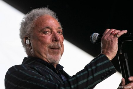 Songteksten.net - Tom Jones heeft nog wel een grote hit in zich