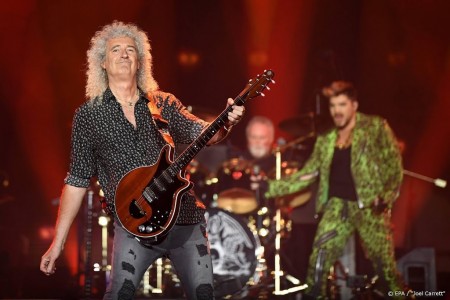 Songteksten.net - Queen deelt oud concert om geld op te halen voor