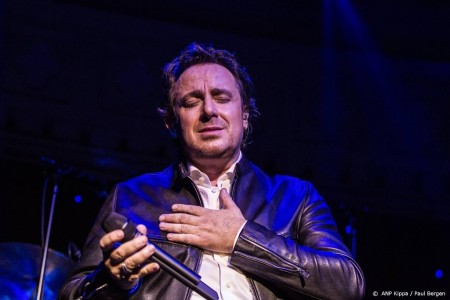 Songteksten.net - Marco Borsato had affaire met Iris Hond